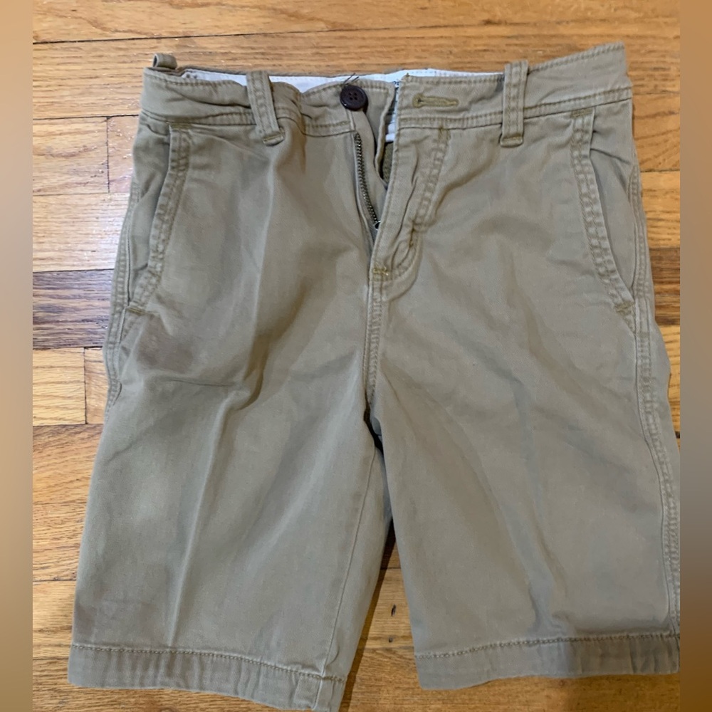 Boys Abercrombie Kids classic stretch shorts size 13/14